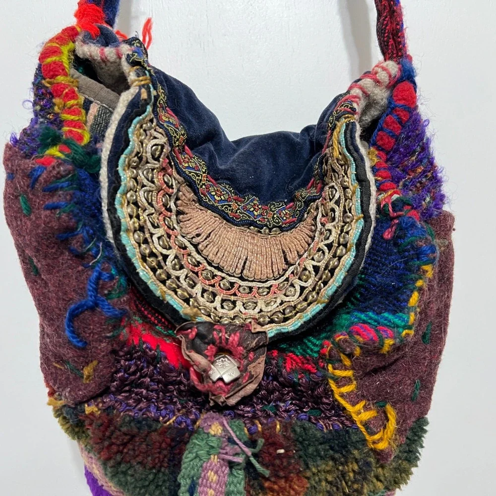 Art by‎ Sid Handmade Tibetan Patchwork Boho Crossbody Bag Mixed Textile Folk